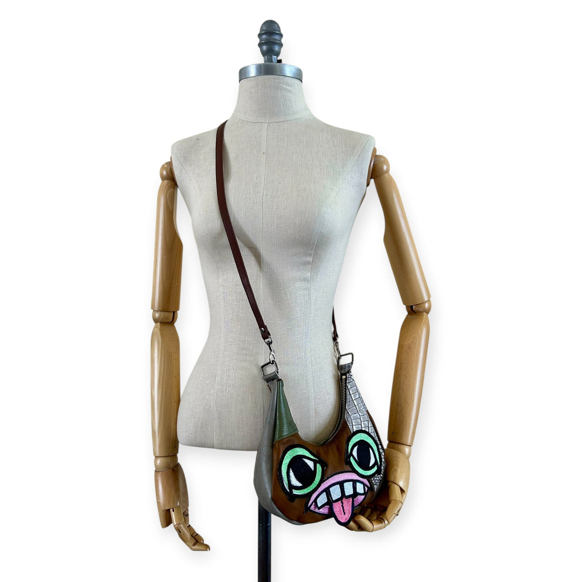 Crossbody Monster Purse 1/1